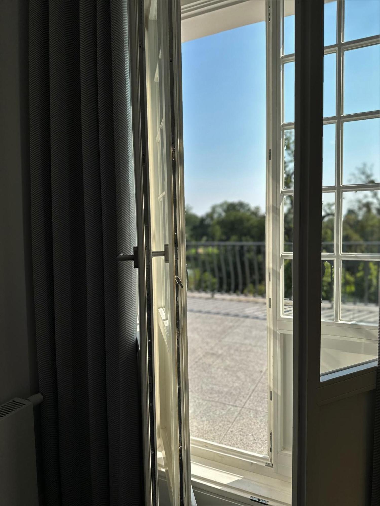 Palac Komierowo Sępólno Krajeńskie Exteriör bild