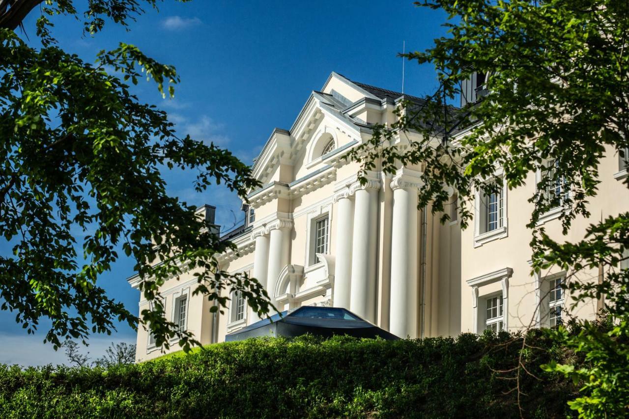 Palac Komierowo Sępólno Krajeńskie Exteriör bild
